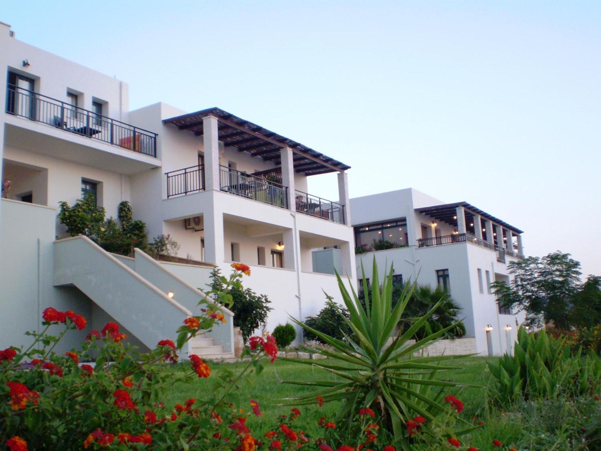 Roubini Apartments Falasarna Dış mekan fotoğraf