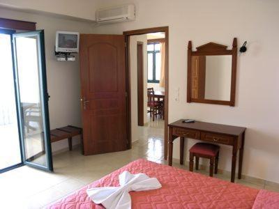 Roubini Apartments Falasarna Dış mekan fotoğraf